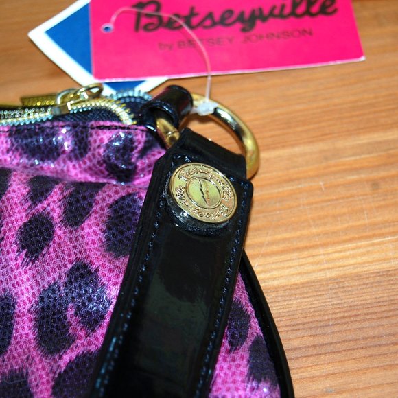 Betsey Johnson BETSEYVILLE Pink & Black leopard fabric & Leather hand bag CLUTCH - Picture 4 of 4